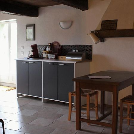 Le Do D'Anne Bed and Breakfast Villetritouls Exteriör bild