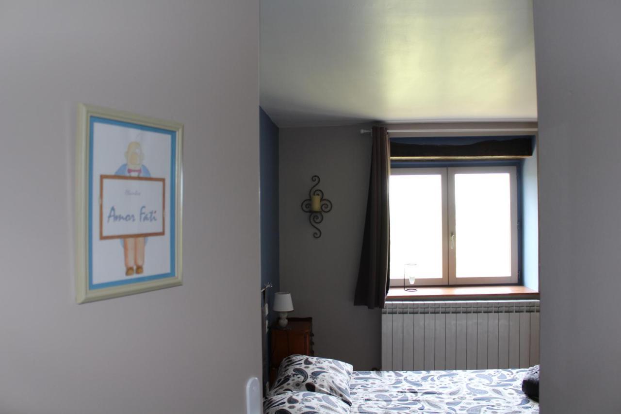 Le Do D'Anne Bed and Breakfast Villetritouls Exteriör bild